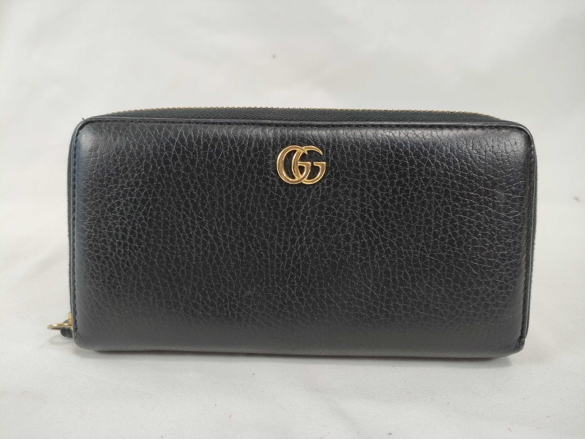 GUCCI Leather Zippy Wallet Black