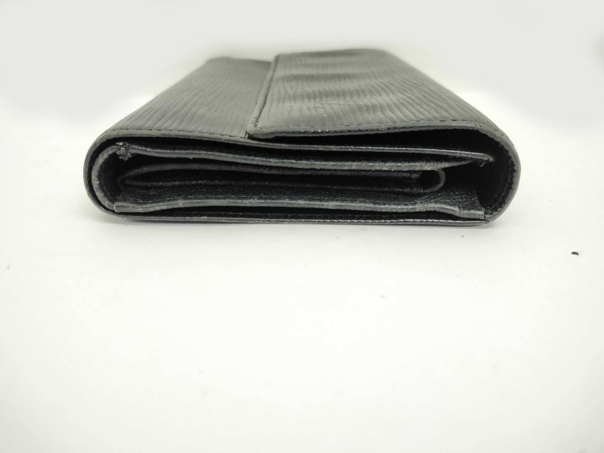 LOUIS VUITTON Epi Wallet Black