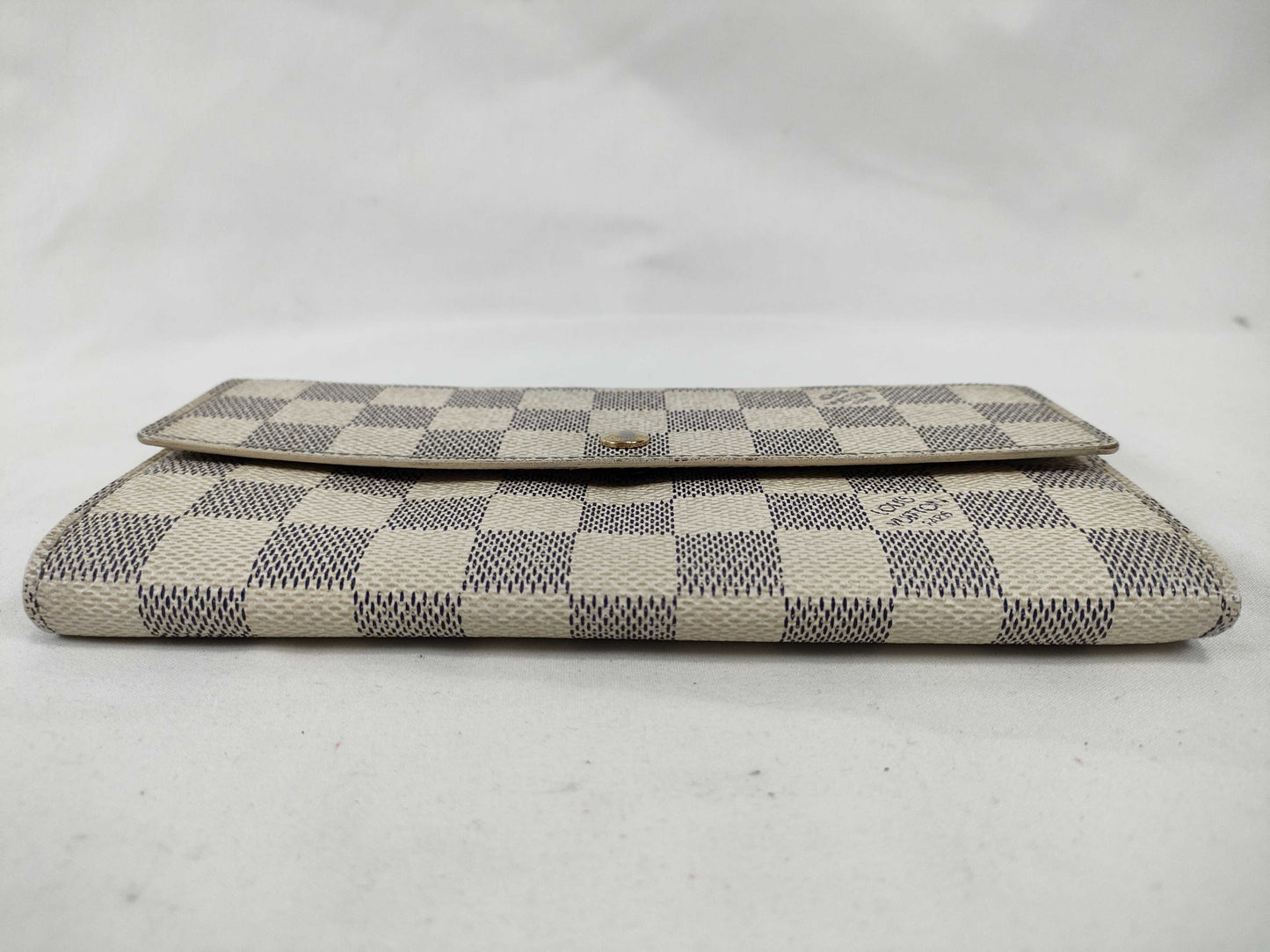 LOUIS VUITTON Damier Azur Louis Vuitton Damier Azur Wallet
