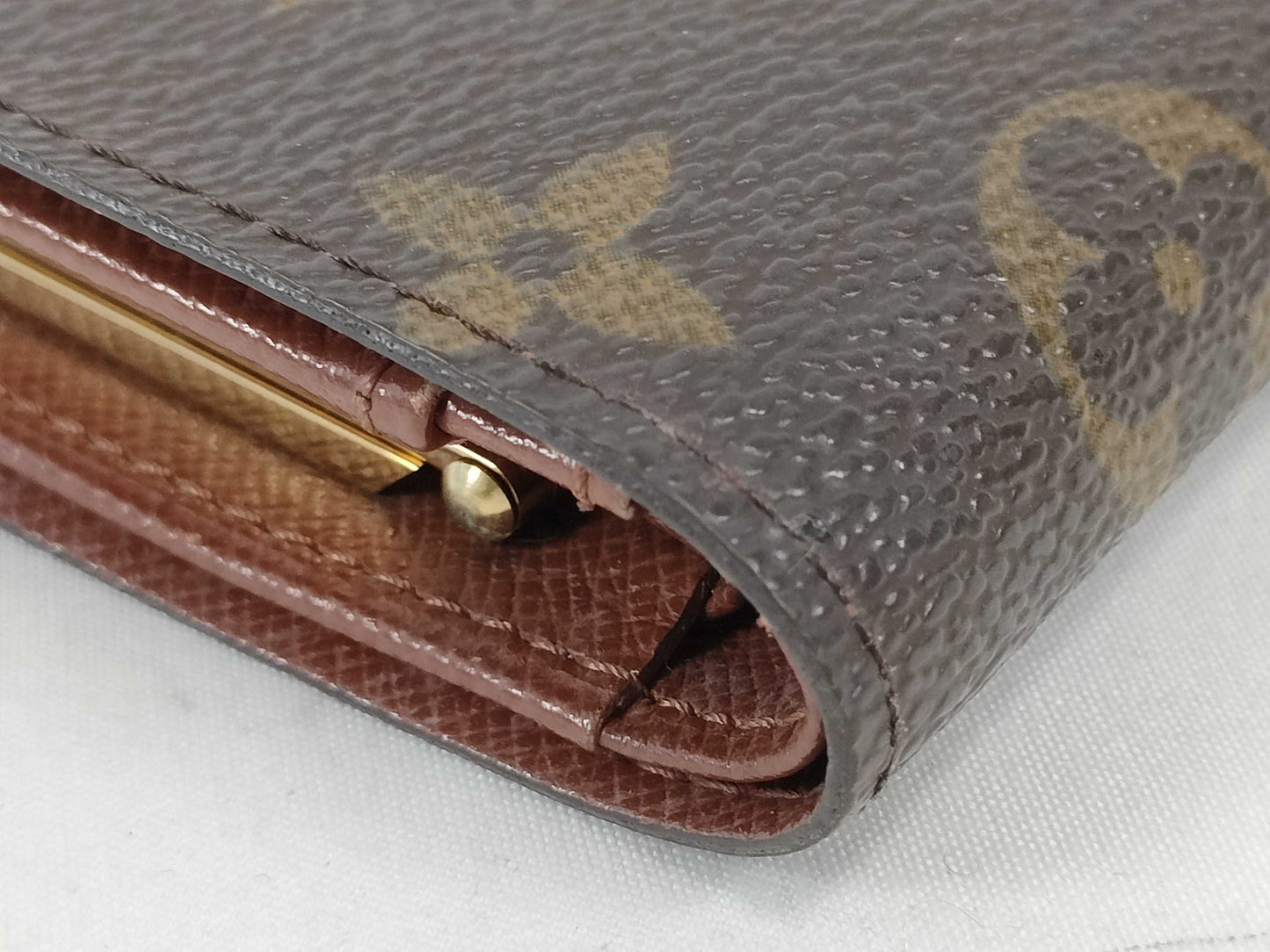 LOUIS VUITTON Monogram Louis Vuitton Monogram Folding Wallet