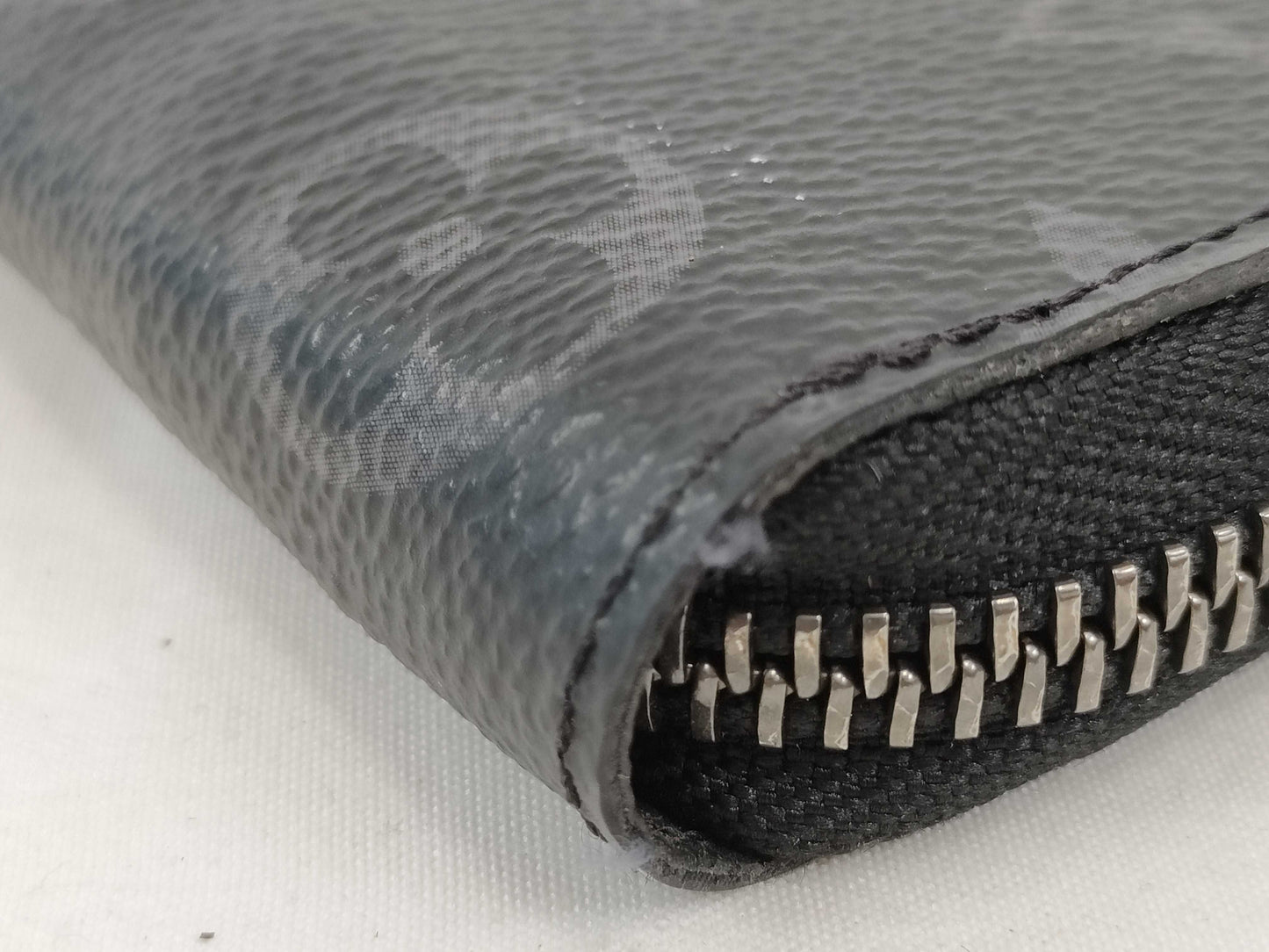 LOUIS VUITTON Monogram Eclipse Zippy Wallet Vertical Wallet