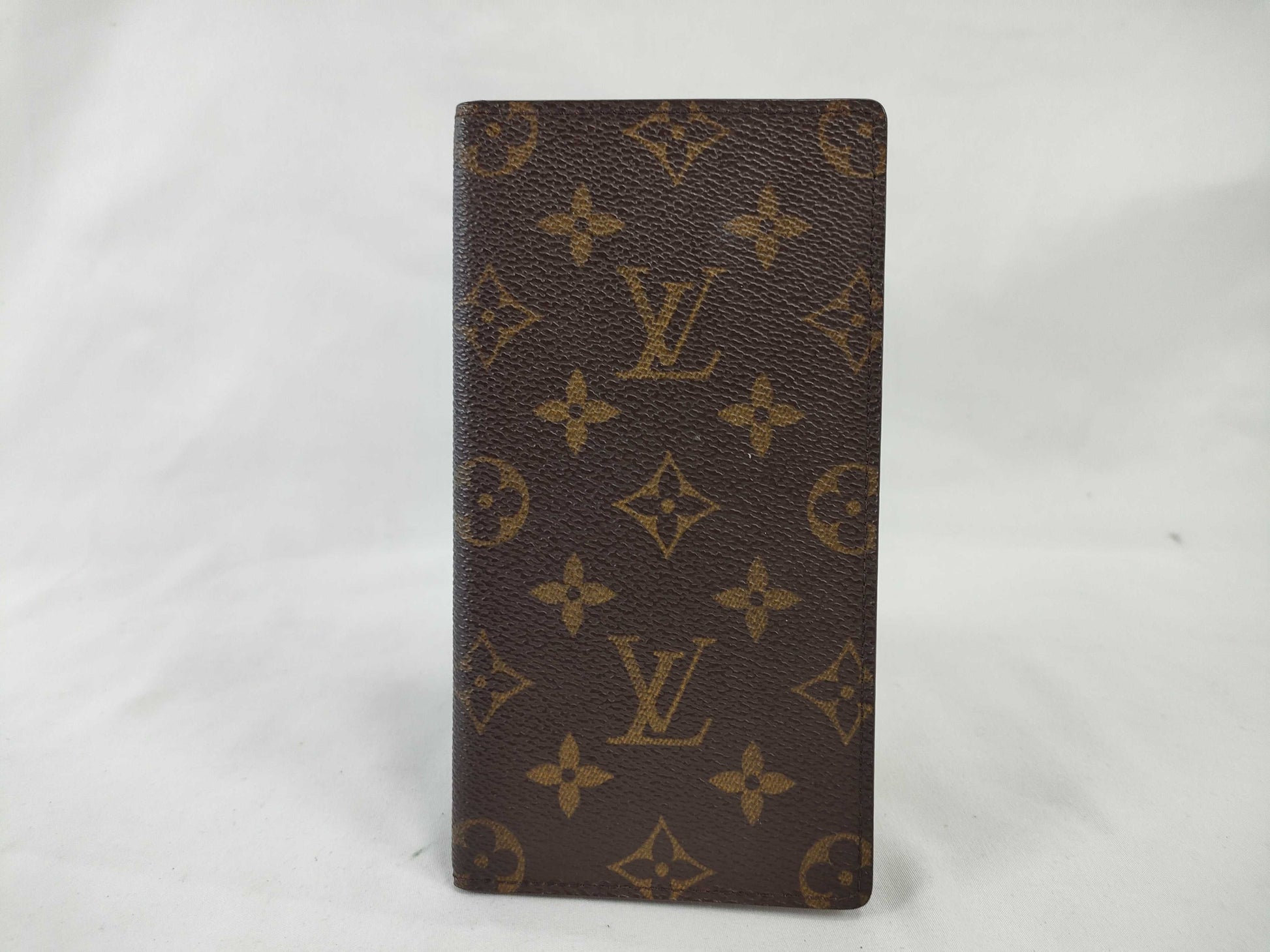 LOUIS VUITTON Monogram Wallet