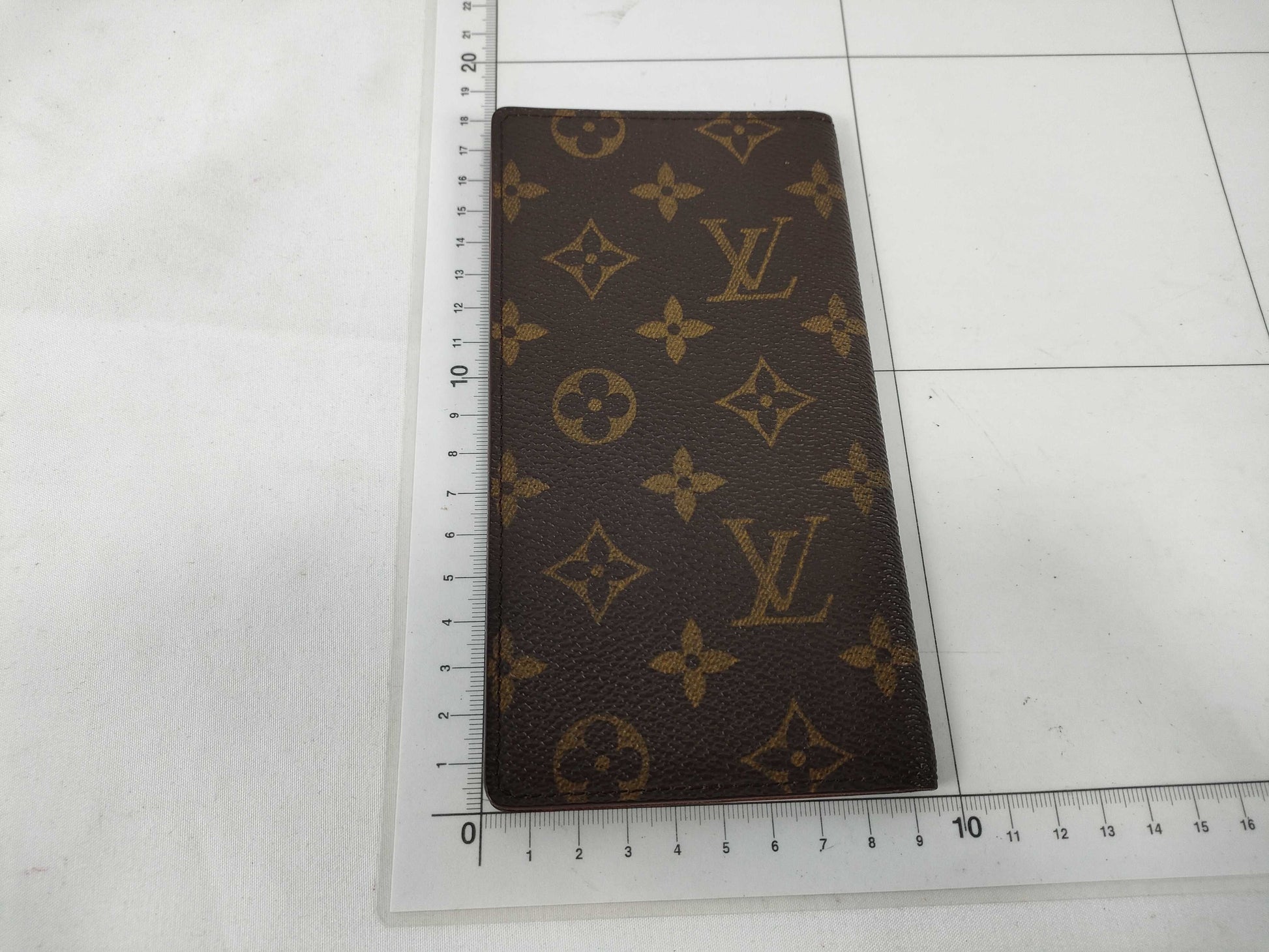 LOUIS VUITTON Monogram Wallet