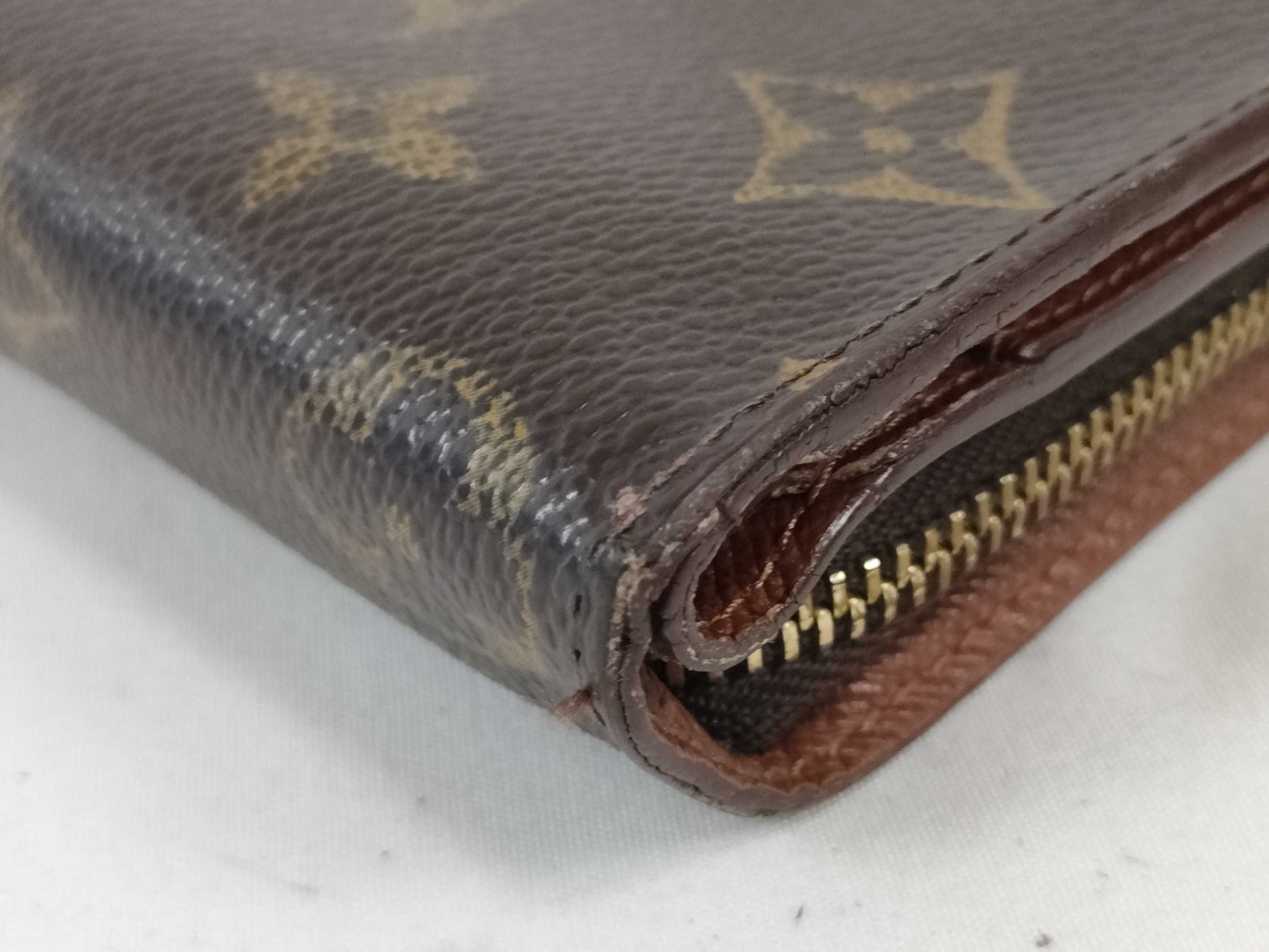 LOUIS VUITTON Monogram Louis Vuitton Monogram Folding Wallet