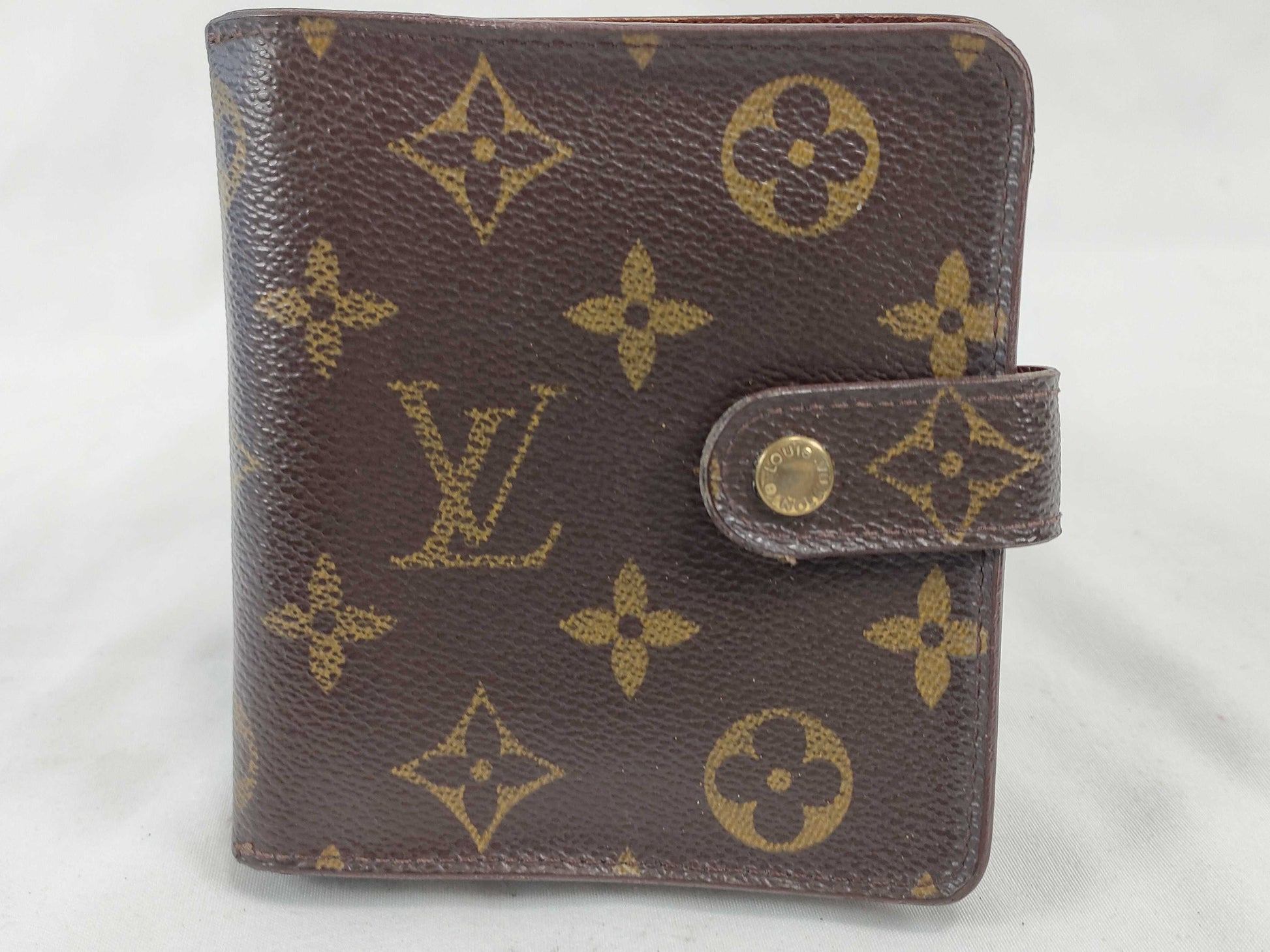 LOUIS VUITTON Monogram Louis Vuitton Monogram Folding Wallet