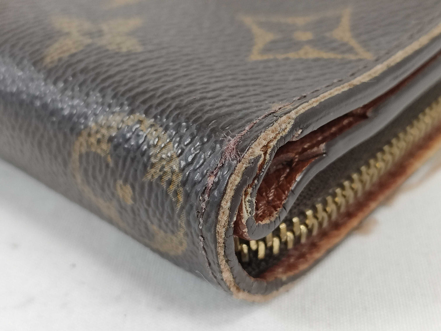 LOUIS VUITTON Monogram Louis Vuitton Monogram Folding Wallet