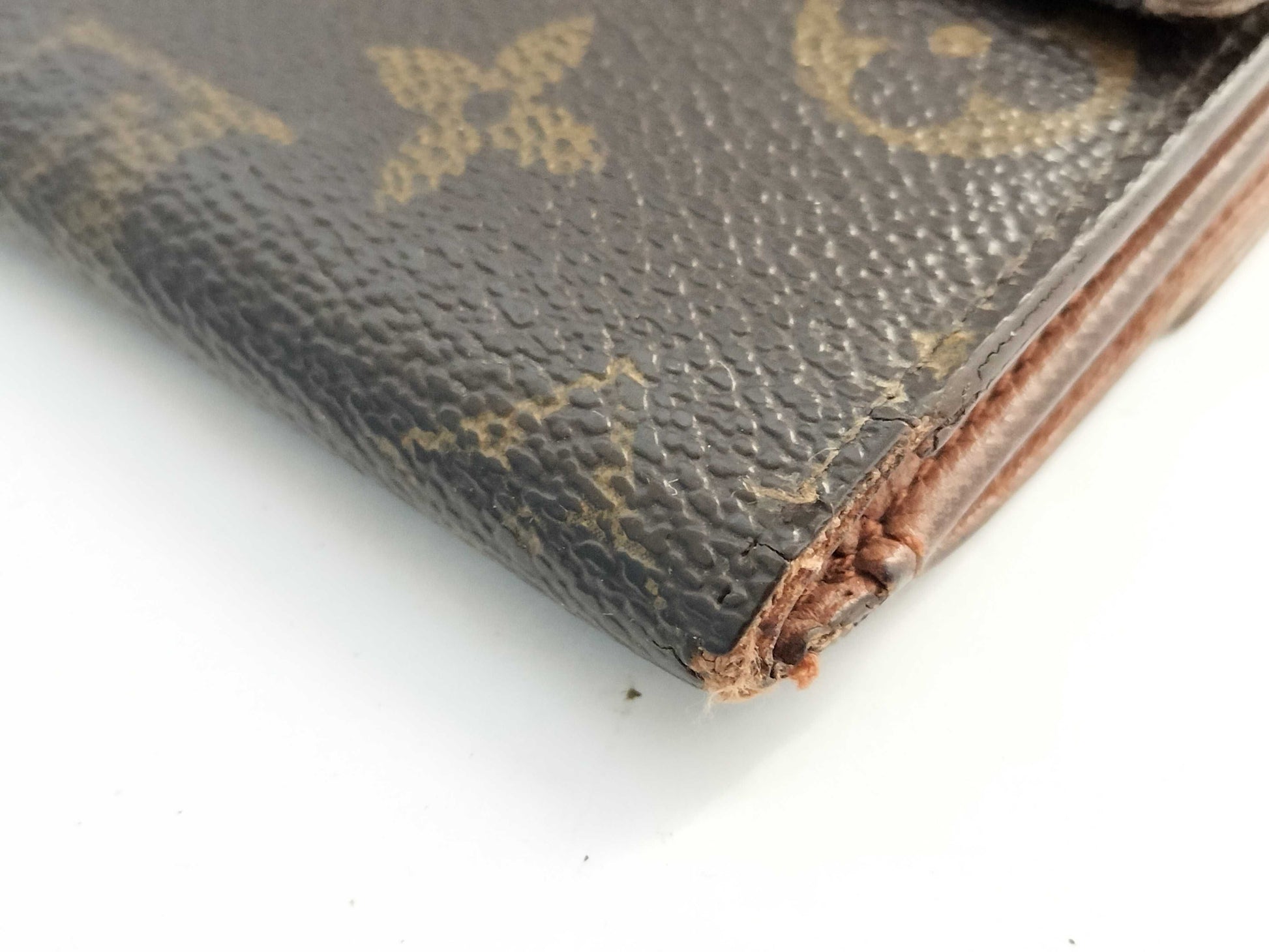 LOUIS VUITTON Monogram Louis Vuitton Monogram Folding Wallet