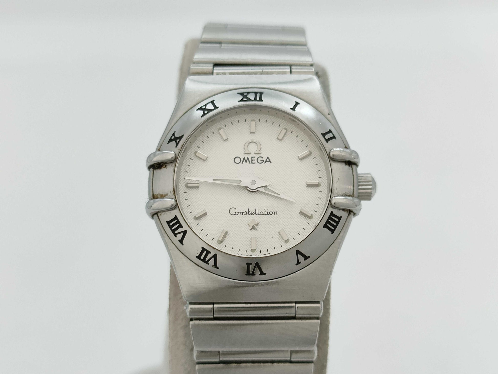 OMEGA Constellation 1562.30 57933989 White Dial Quartz Women's Watch