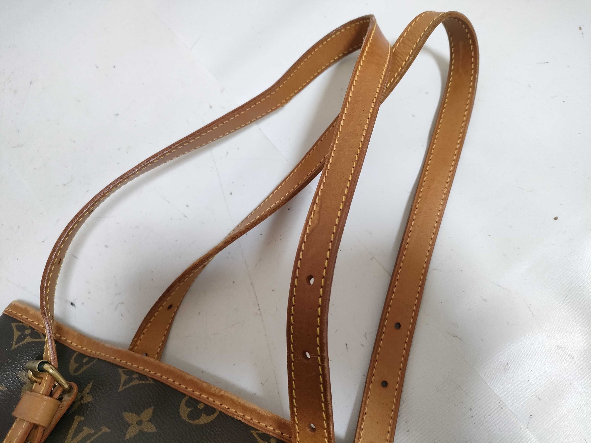 LOUIS VUITTON Monogram Bucket Handbag