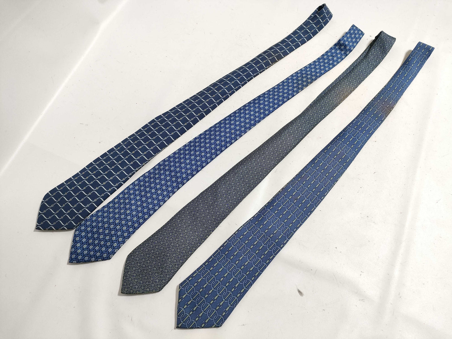 HERMES HERMES 4-piece tie set