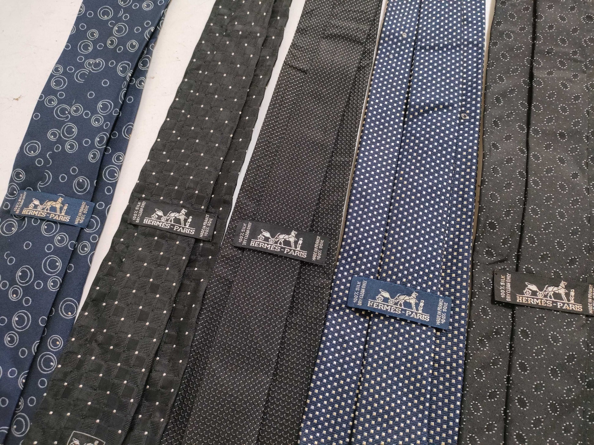 HERMES HERMES 5-piece tie