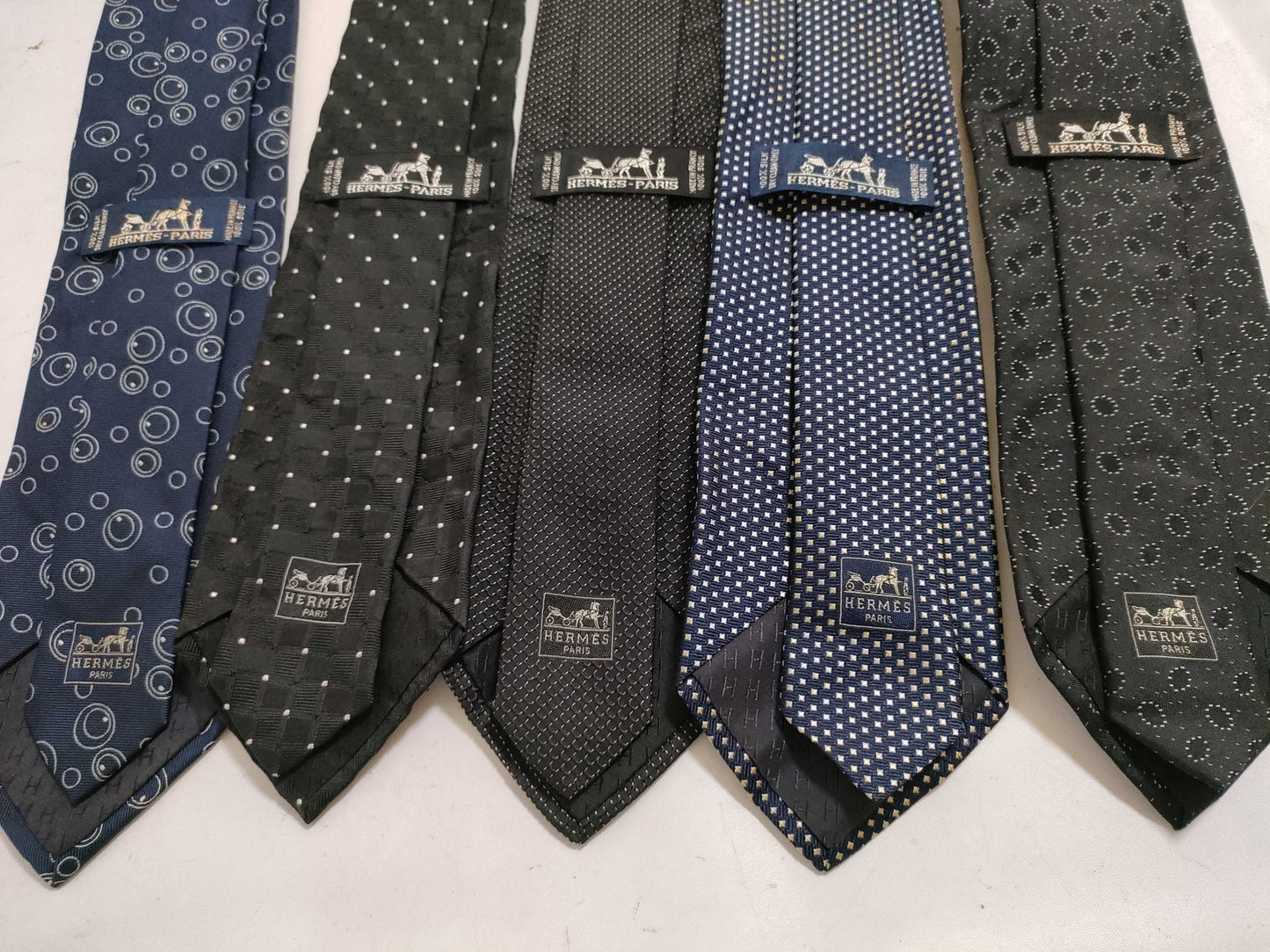 HERMES HERMES 5-piece tie