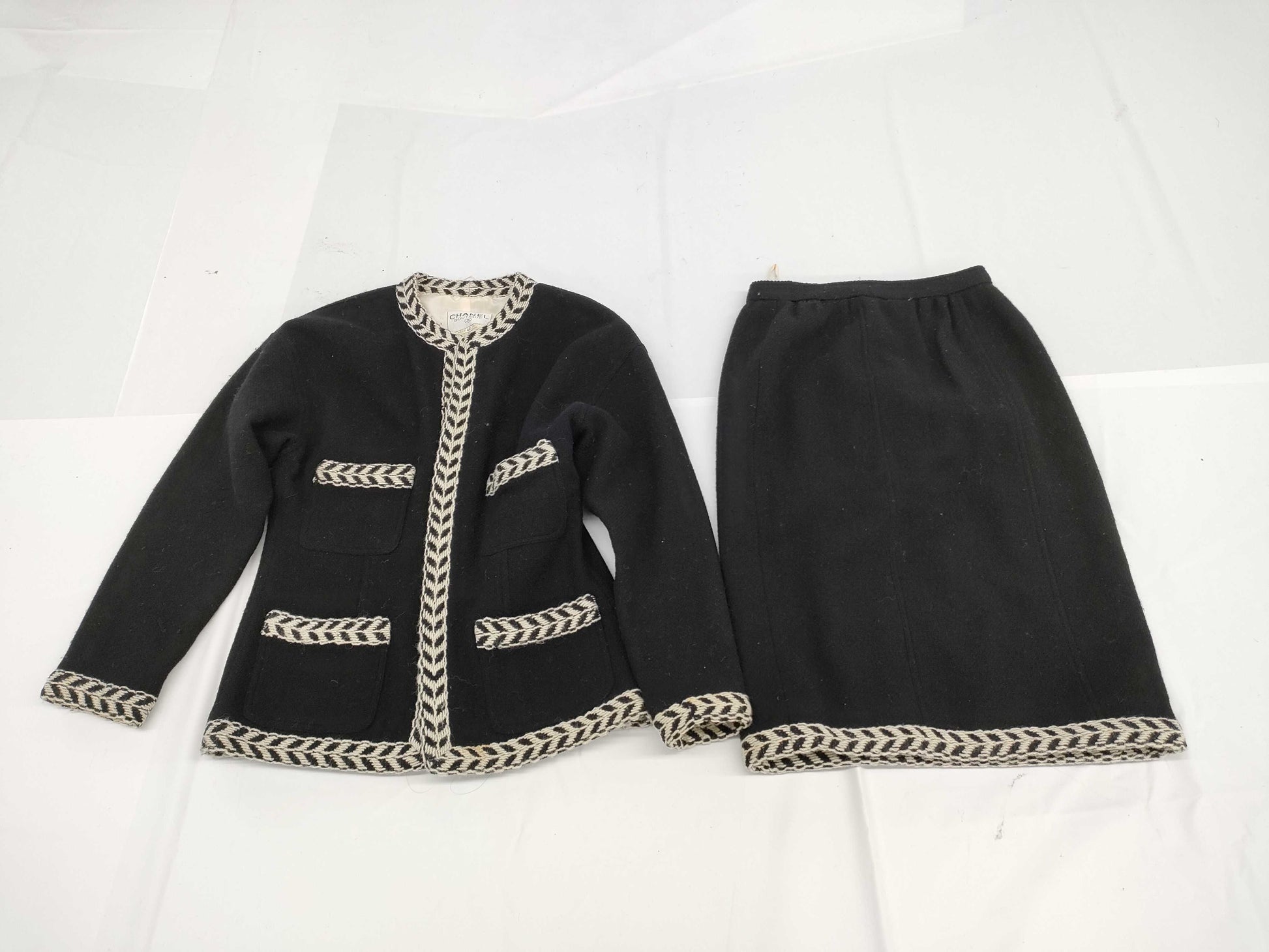 CHANEL CHANEL Set Size 40 Other Apparel