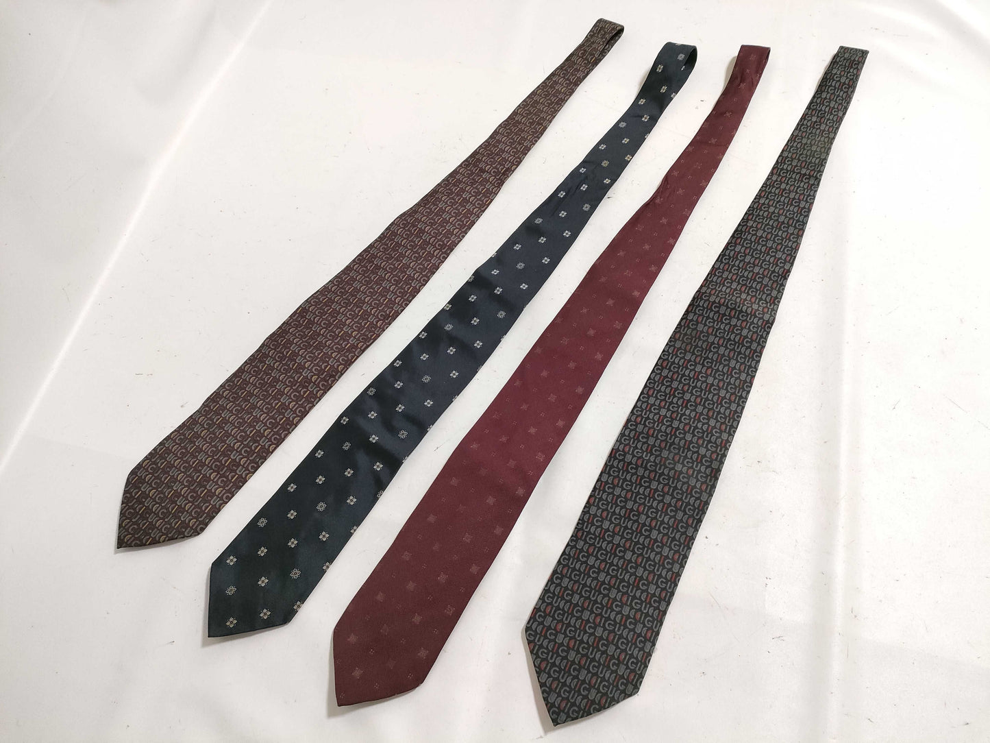 GUCCI GUCCI 4-piece tie set