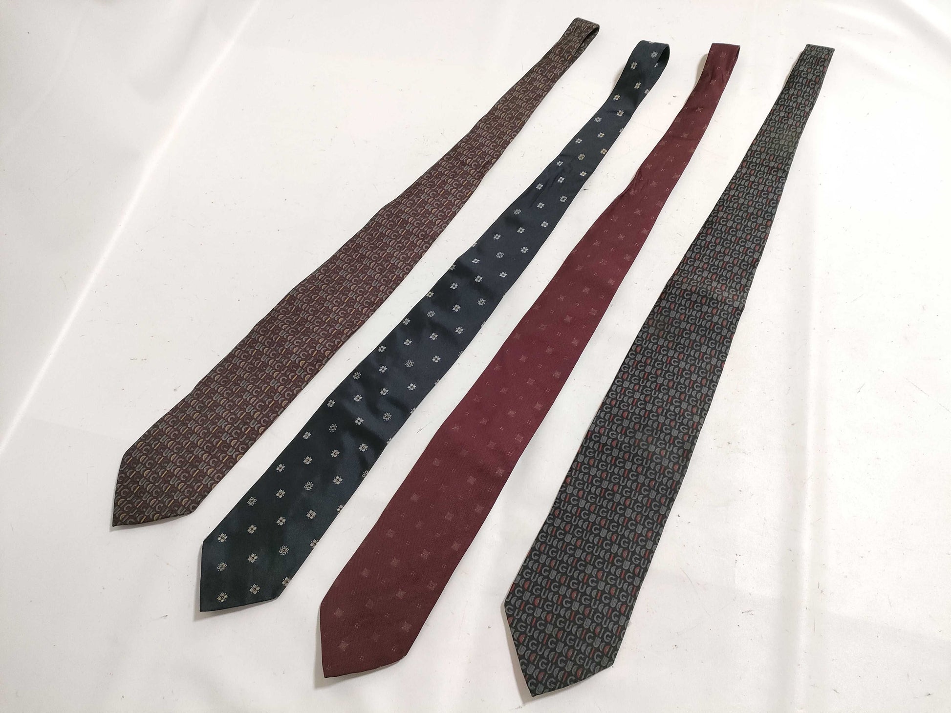 GUCCI GUCCI 4-piece tie set