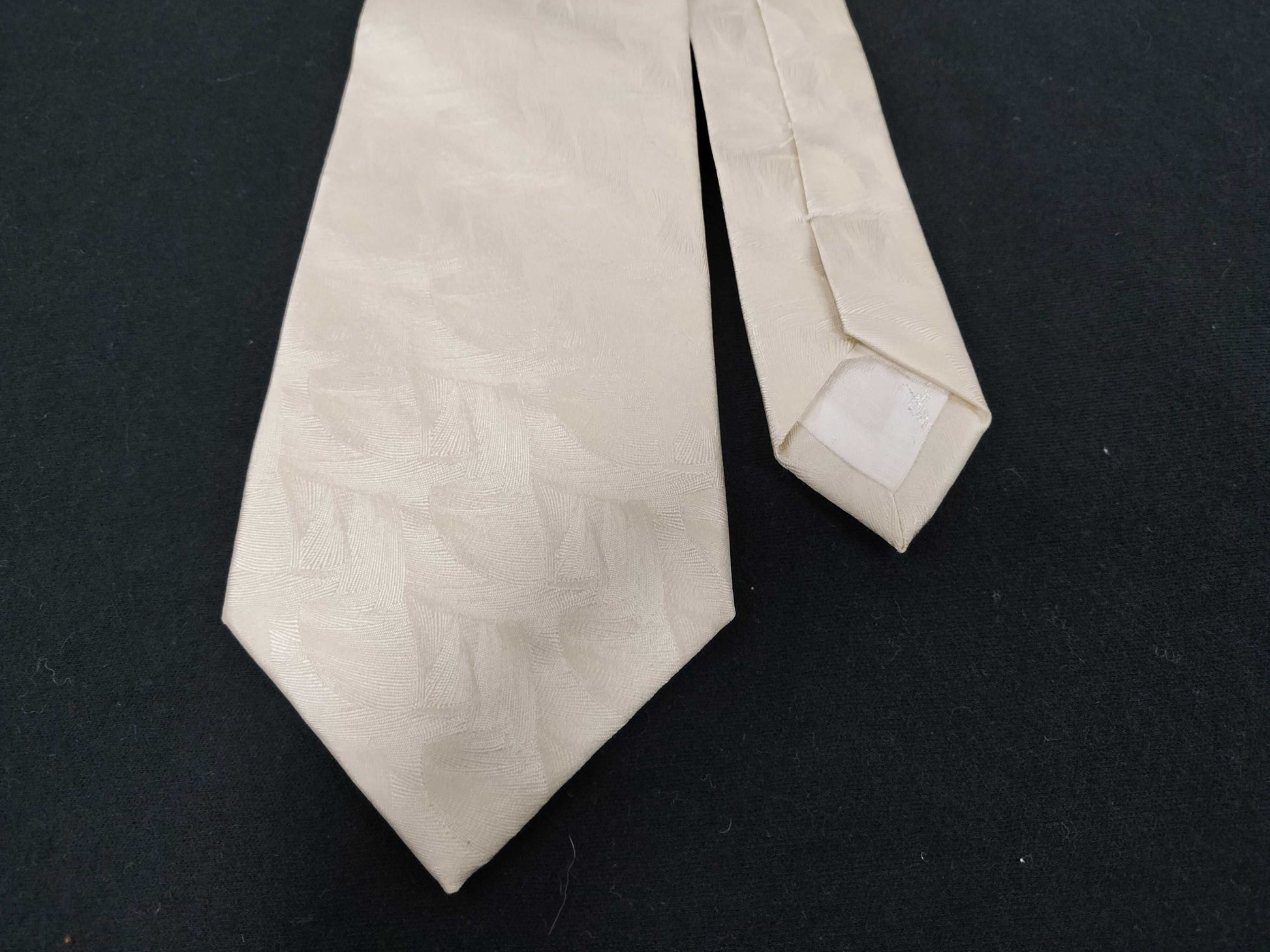 Yves Saint Laurent Yves Saint-Laurent Tie Tie