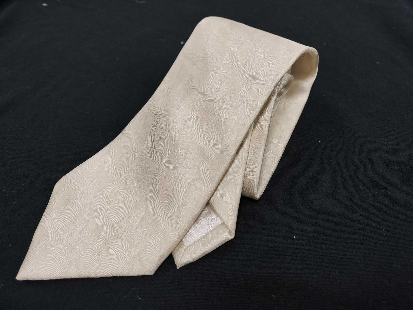 Yves Saint Laurent Yves Saint-Laurent Tie Tie