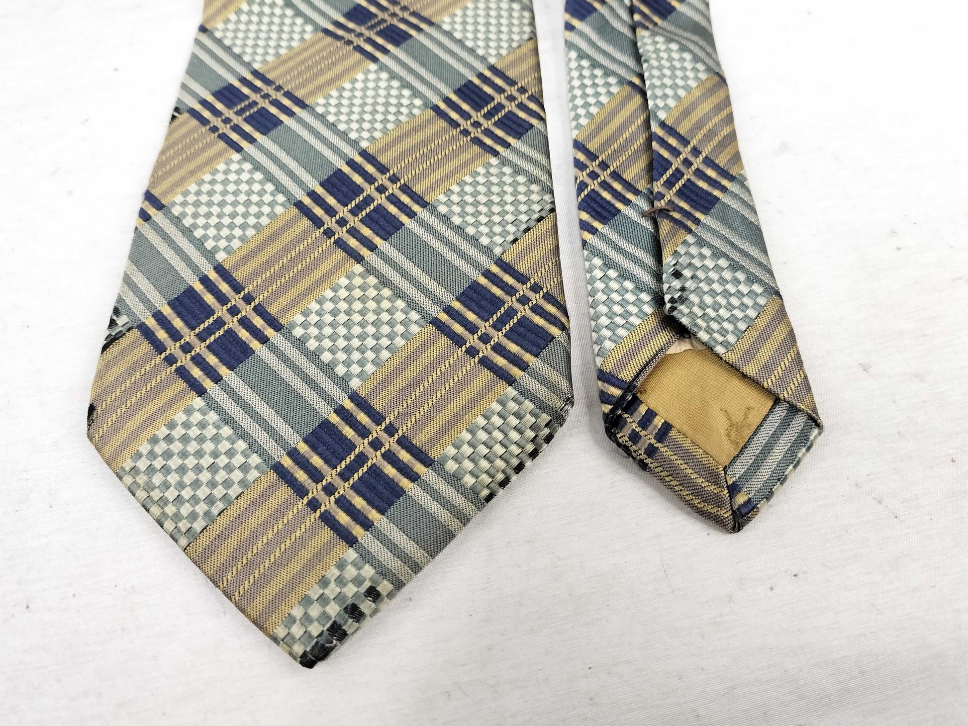 Yves Saint Laurent Yves Saint-Laurent Tie Tie