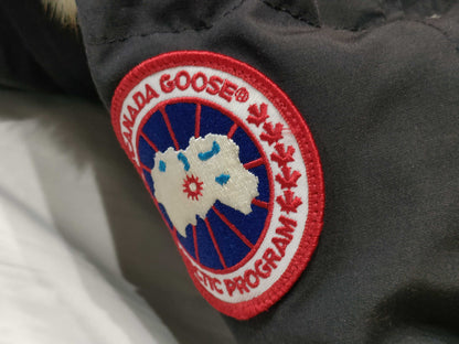CANADA GOOSE Down Jacket Coat