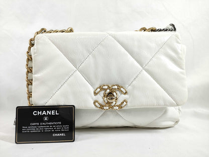 CHANEL CHANEL 19 Chain Shoulder Bag, Matelasse, 30s, Card and Sticker Included