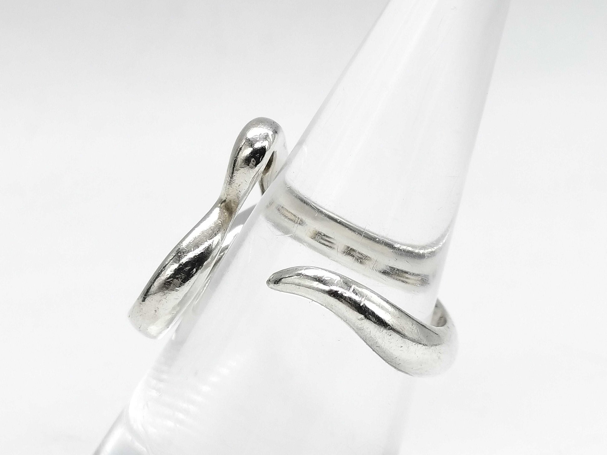 Tiffany & Co. Tiffany Open Heart Ring