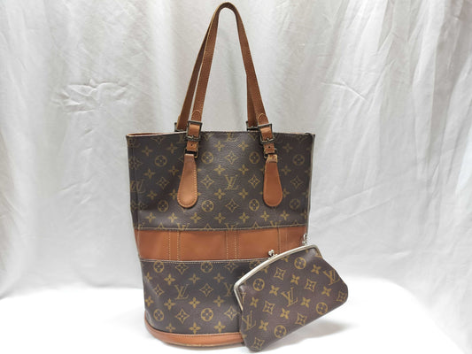 LOUIS VUITTON Monogram Clasp Bucket Shoulder Bag with Pouch