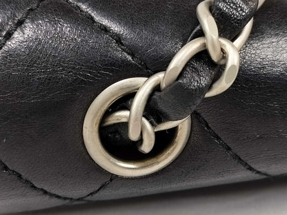 CHANEL Matelasse Matelasse Red x Black Shoulder Bag