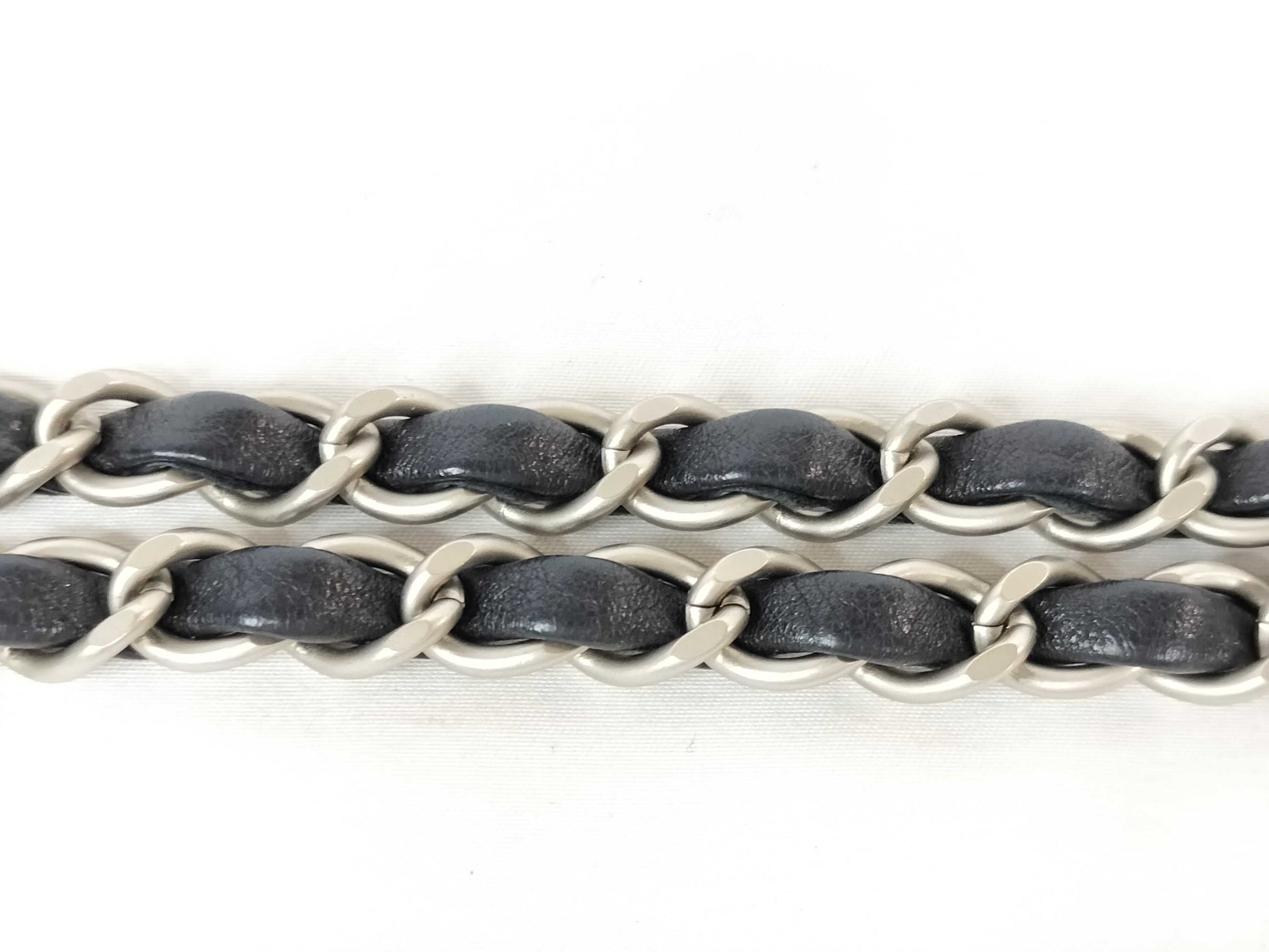 CHANEL Matelasse Matelasse Red x Black Shoulder Bag