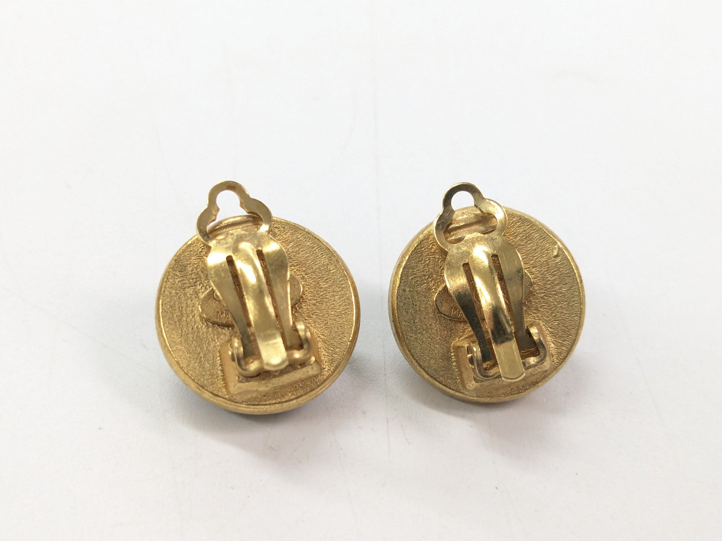 CHANEL Rhinestone Round Earrings 93A Black x Gold Earrings