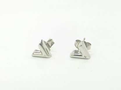LOUIS VUITTON Essential V Earrings