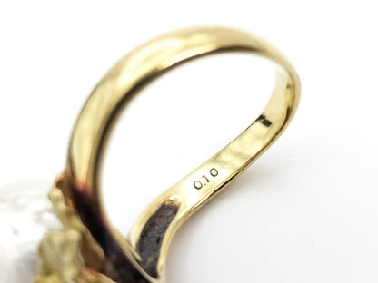 Semi-round pearl, diameter approx. 11.9mm, D0.10ct, 18K gold, 9.5g, ring 