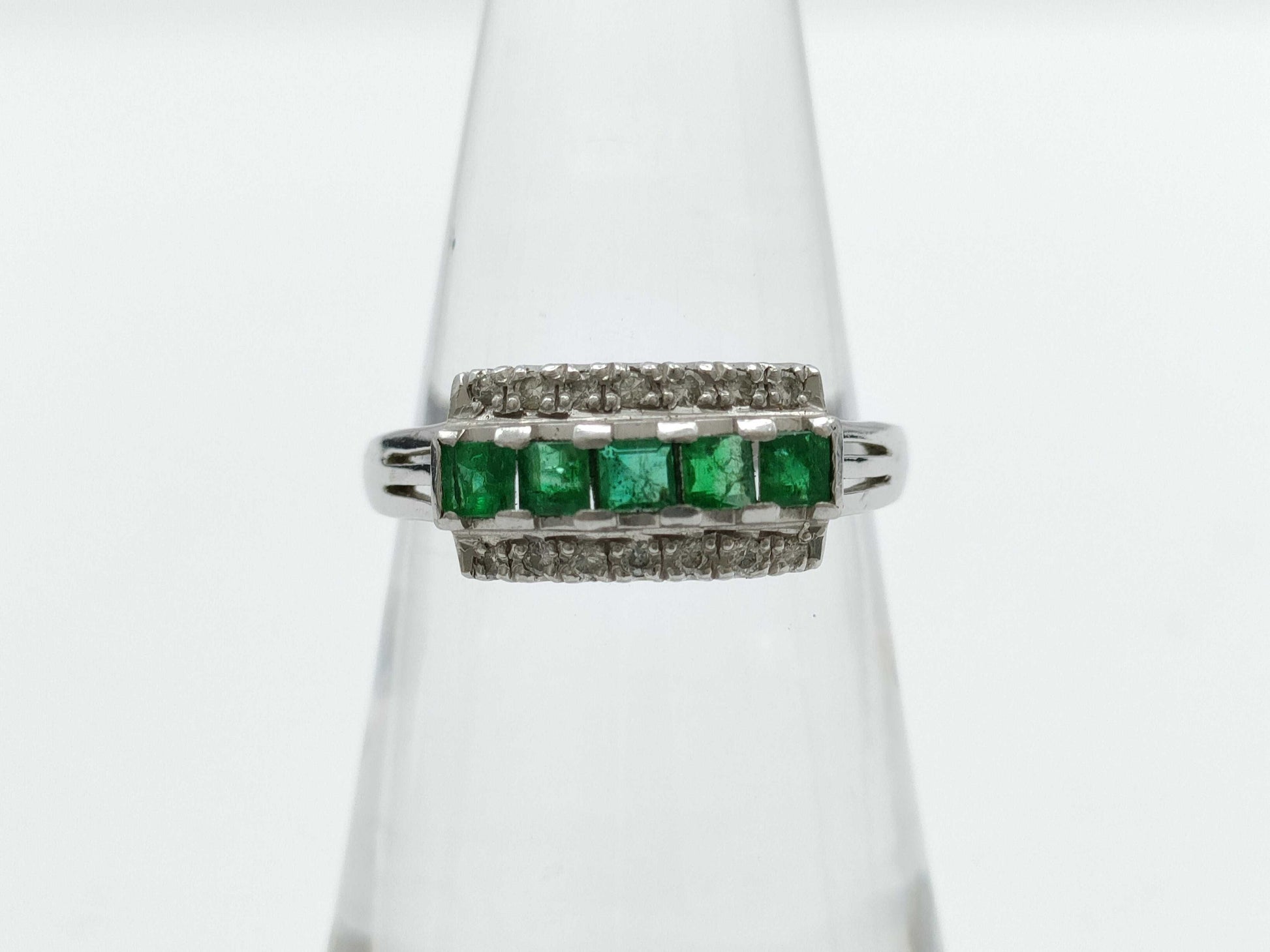 E0.39ct D0.10ct PT900 4.4g Ring 