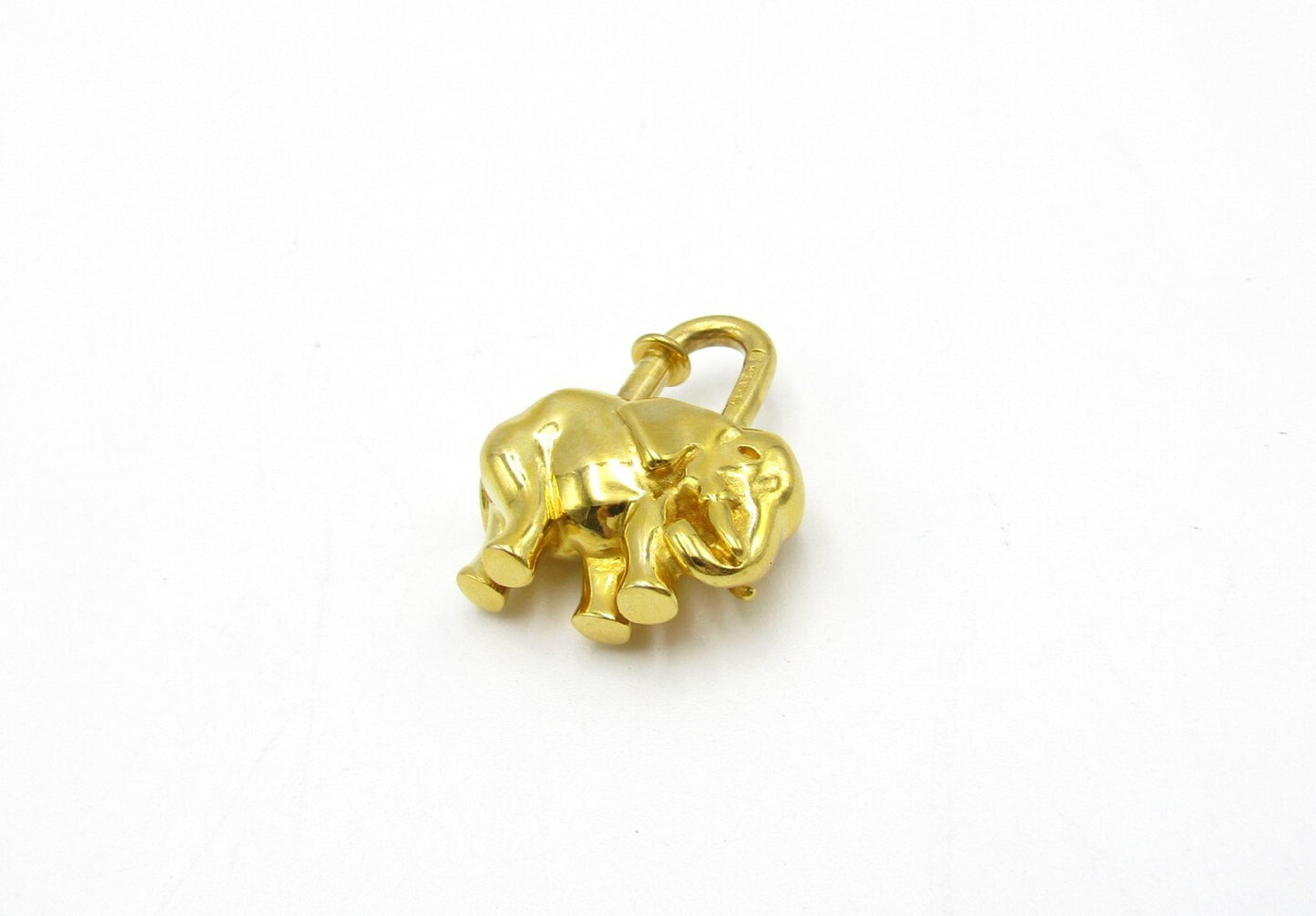 HERMES Cadena Elephant Gold Charm
