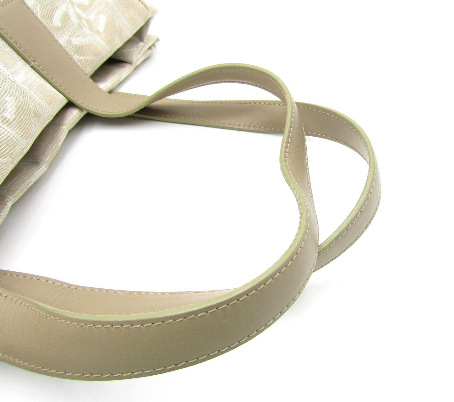 CHANEL By Sea New Travel Line Tote MM A15991 Y03030 Beige G Hardware Tote Bag