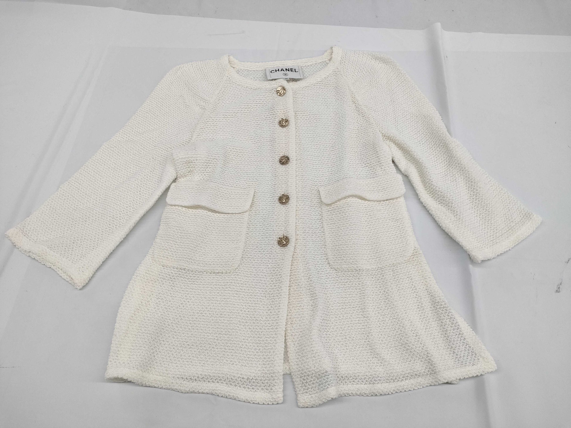 CHANEL Cardigan Size 40 Cardigan