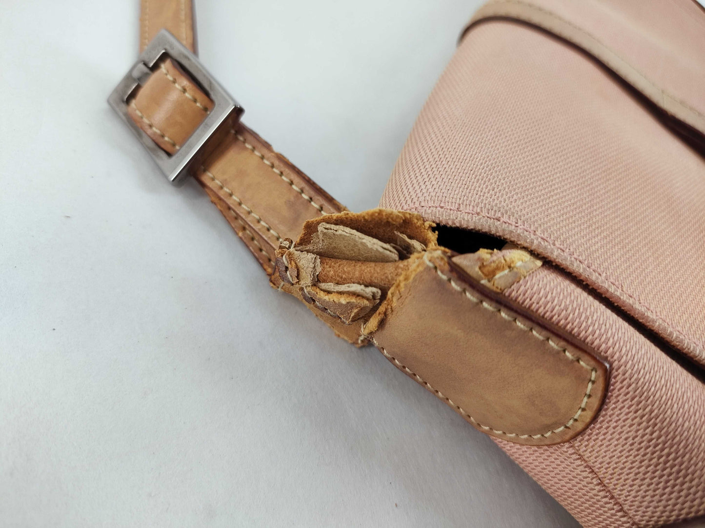 GUCCI One-Shoulder Bag 001/3824