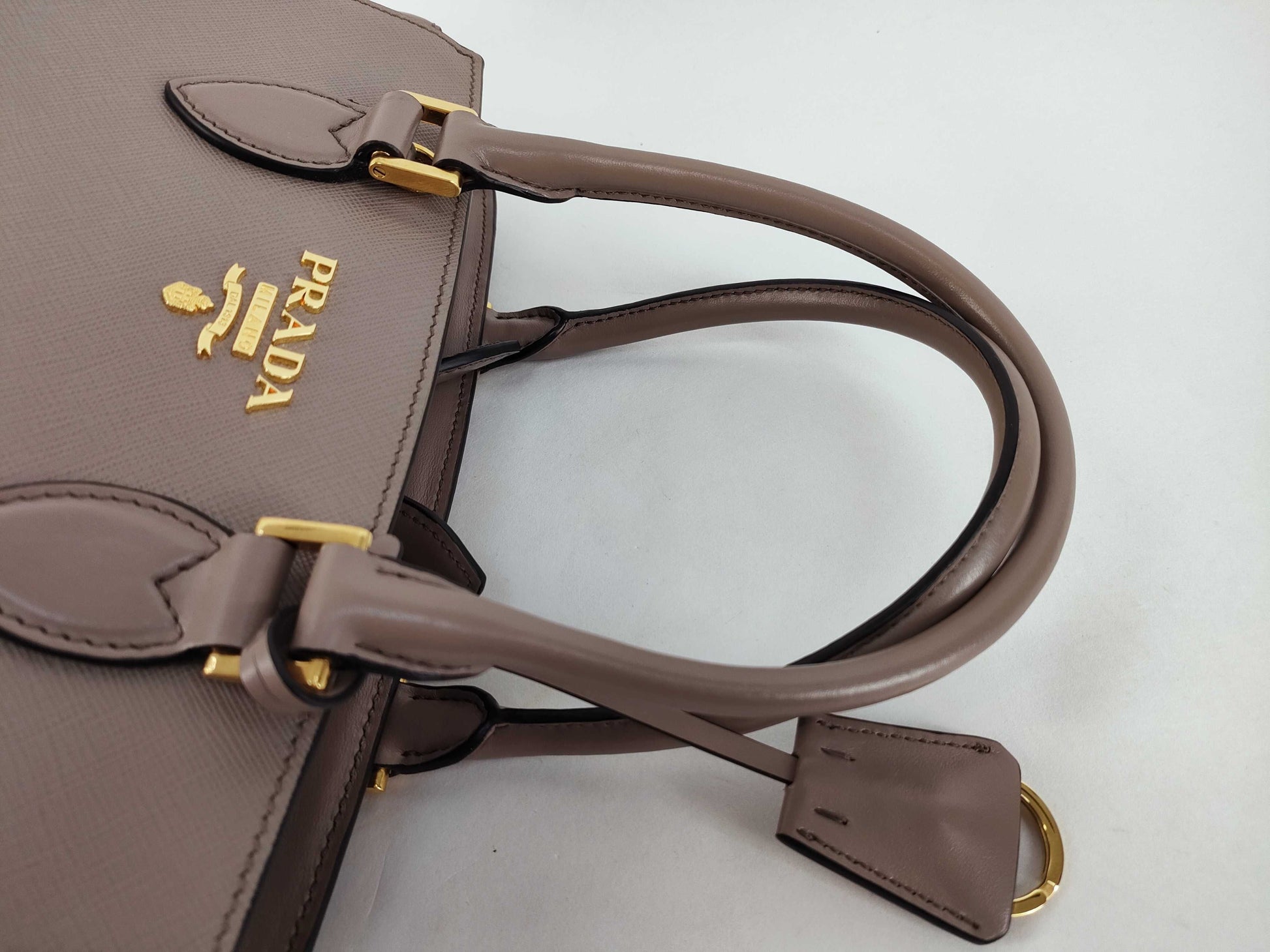 PRADA Saffiano 2WAY W26 Handbag