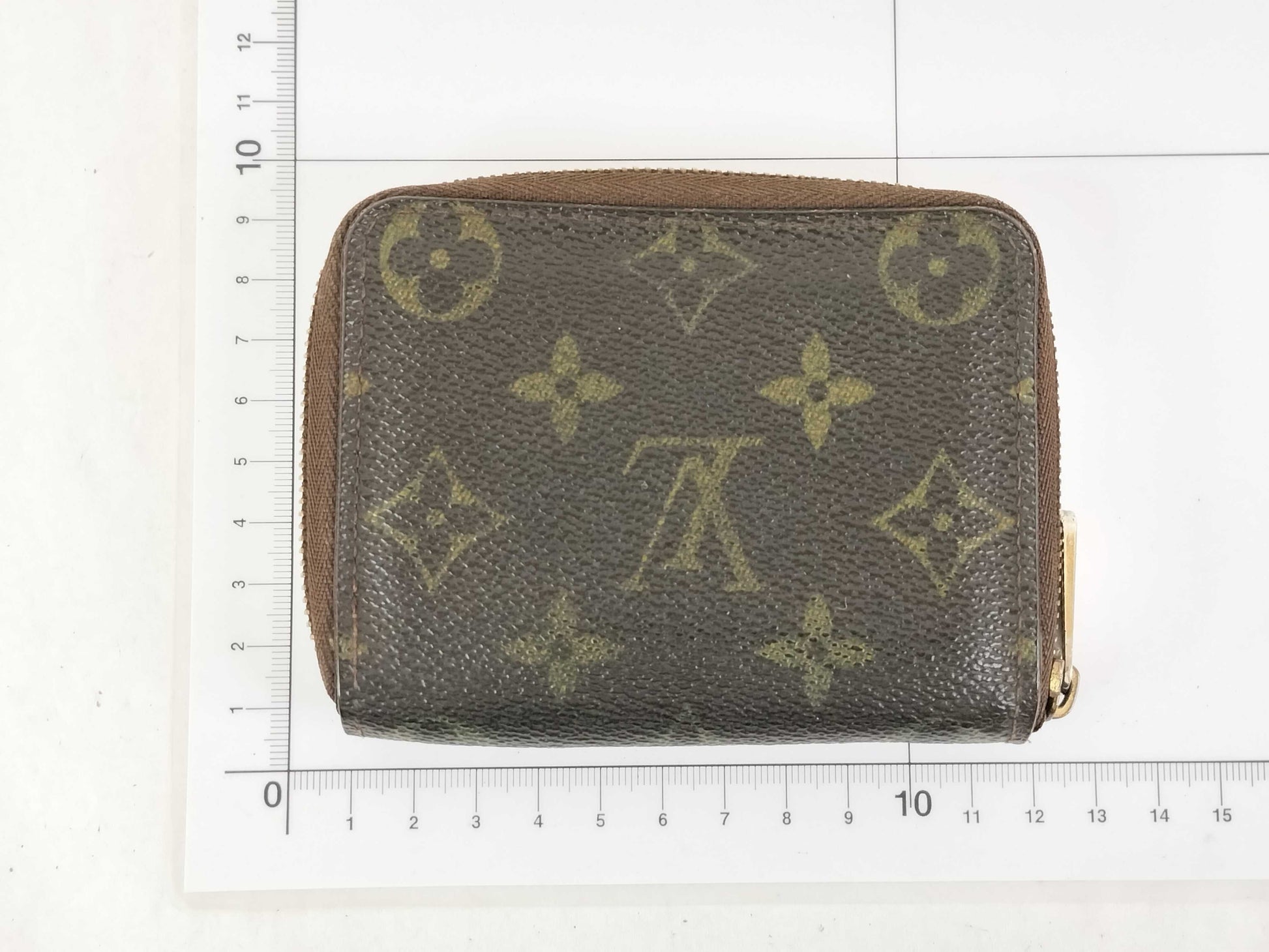 LOUIS VUITTON Monogram Coin Case LOUIS VUITTON Monogram Coin Case