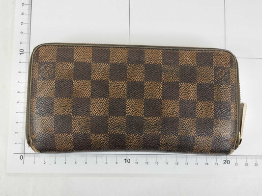 LOUIS VUITTON Damier Zippy Wallet Long Wallet