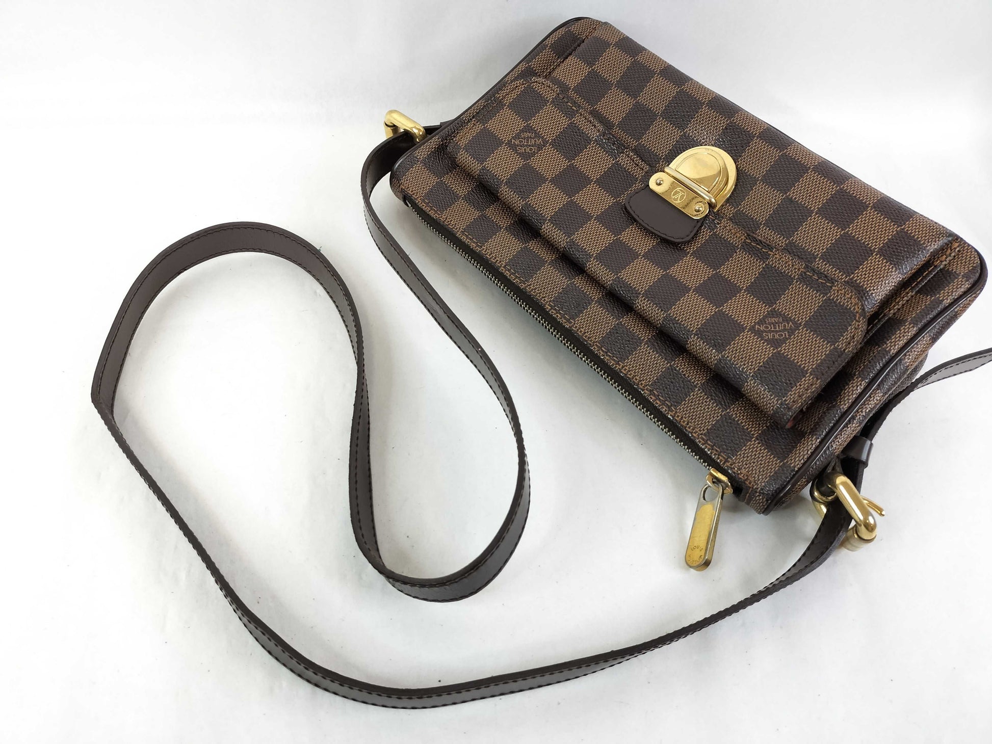 LOUIS VUITTON Damier Ravello GM Shoulder Bag