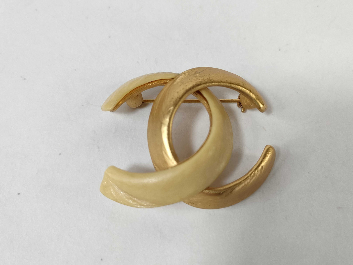 CHANEL Coco Mark Chanel Coco Mark 00T Brooch