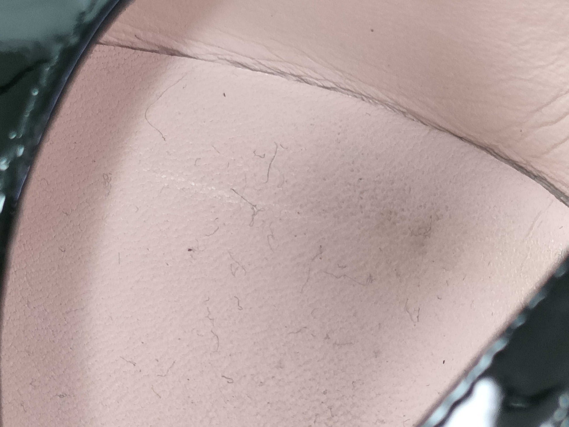 ROGER VIVIER Mary Jane Pumps Patent Beaded Pumps