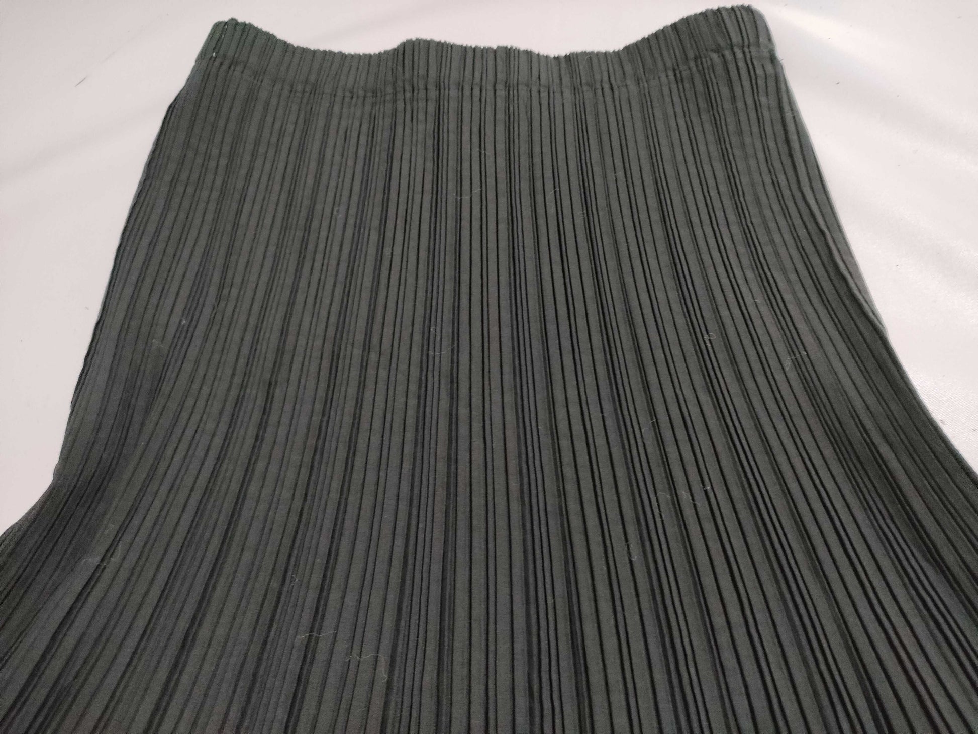 ISSEY MIYAKE ISSEY MIYAKE Floral Pleated Skirt Skirt