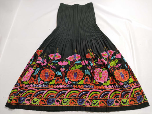 ISSEY MIYAKE ISSEY MIYAKE Floral Pleated Skirt Skirt