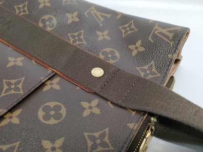 LOUIS VUITTON Monogram Cabas Bobble Tote Bag