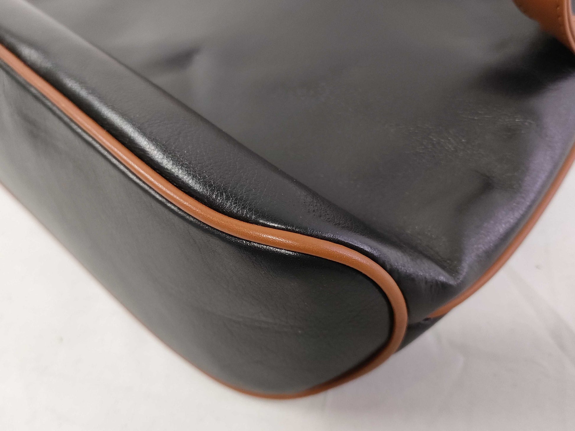 CELINE Triomphe Shoulder Bag Calf Leather Shoulder Bag