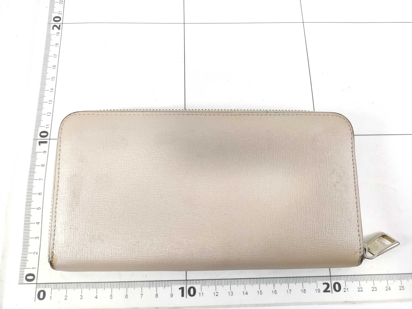 FURLA Round Zip Long Wallet in Pink Glitter