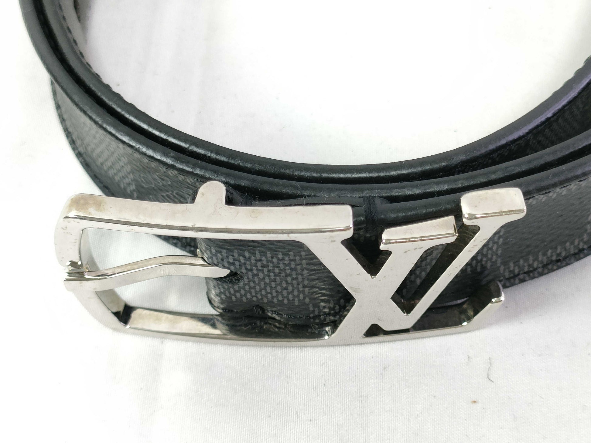 LOUIS VUITTON Damier Graphite Belt M6057