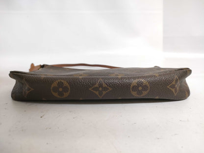 LOUIS VUITTON Monogram LV Pochette Accessoires M51980 Monogram Pouch
