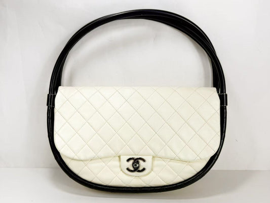 CHANEL Two-Tone Hula Hoop, Two-Tone/Black and White, Approximately 30cm Wide, 18th Series [Sealed], Silver Hardware, Handbag 18134603, Excellent Condition, AB
